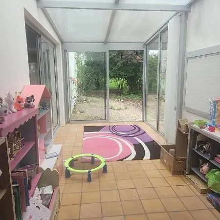 Appartement Maison D'architecte Avec Foret Et Immense Jardin *