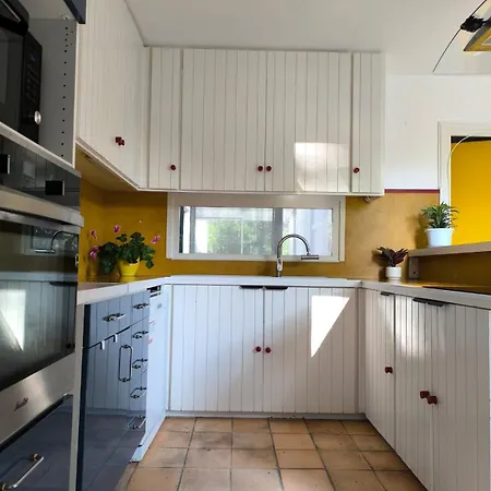 Maison D'architecte Avec Foret Et Immense Jardin * Saintes
